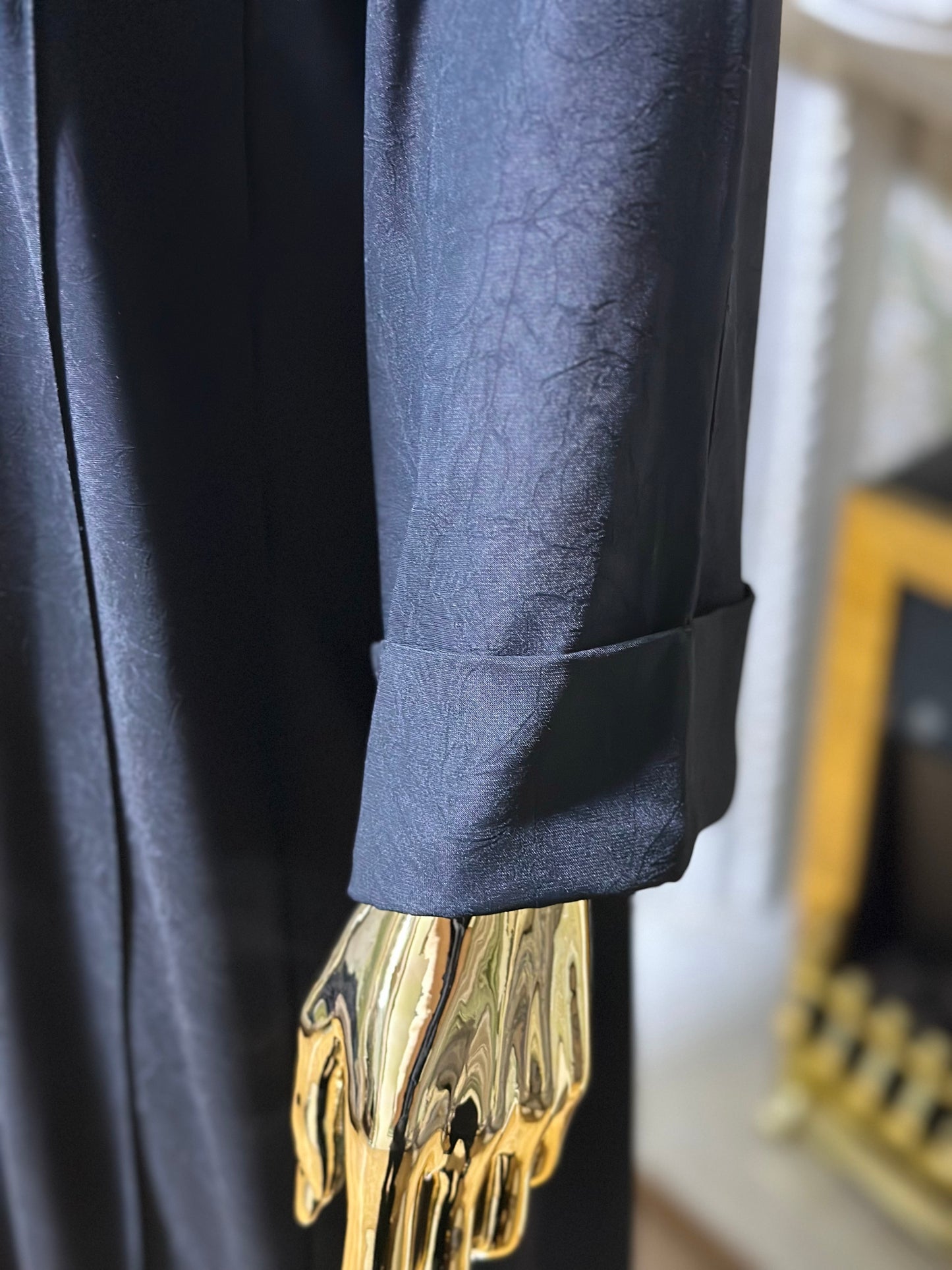 Black fade patterned abaya